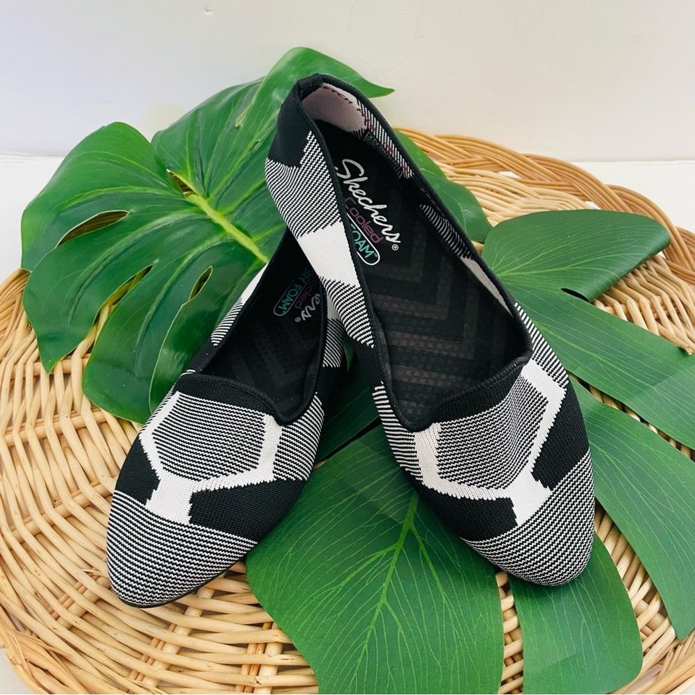 Sketchers Cleo Sherlock Memory Foam black/white design ballet flat loafer size 8